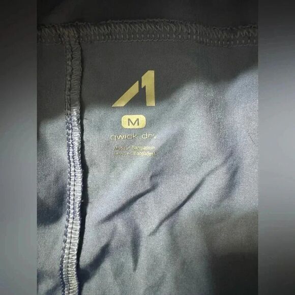 Mens Shorts | Purple Periwinkle Color | Size Medium 7 inch inseam - Picture 6 of 6